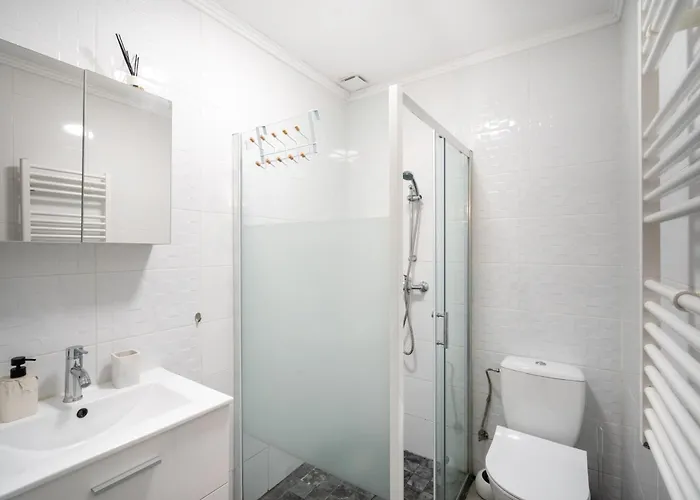 Paisible, Et Thermes شقة